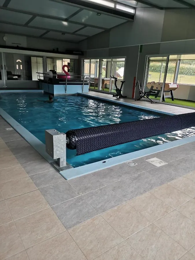Gite Piscine Campagne Saint-Sauveur-des-Landes 0*,  France